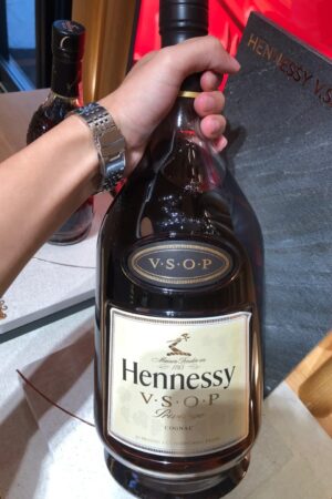 香港 洋酒 干邑 Hennessy 軒尼詩 V.S.O.P  700ml / 1000ml